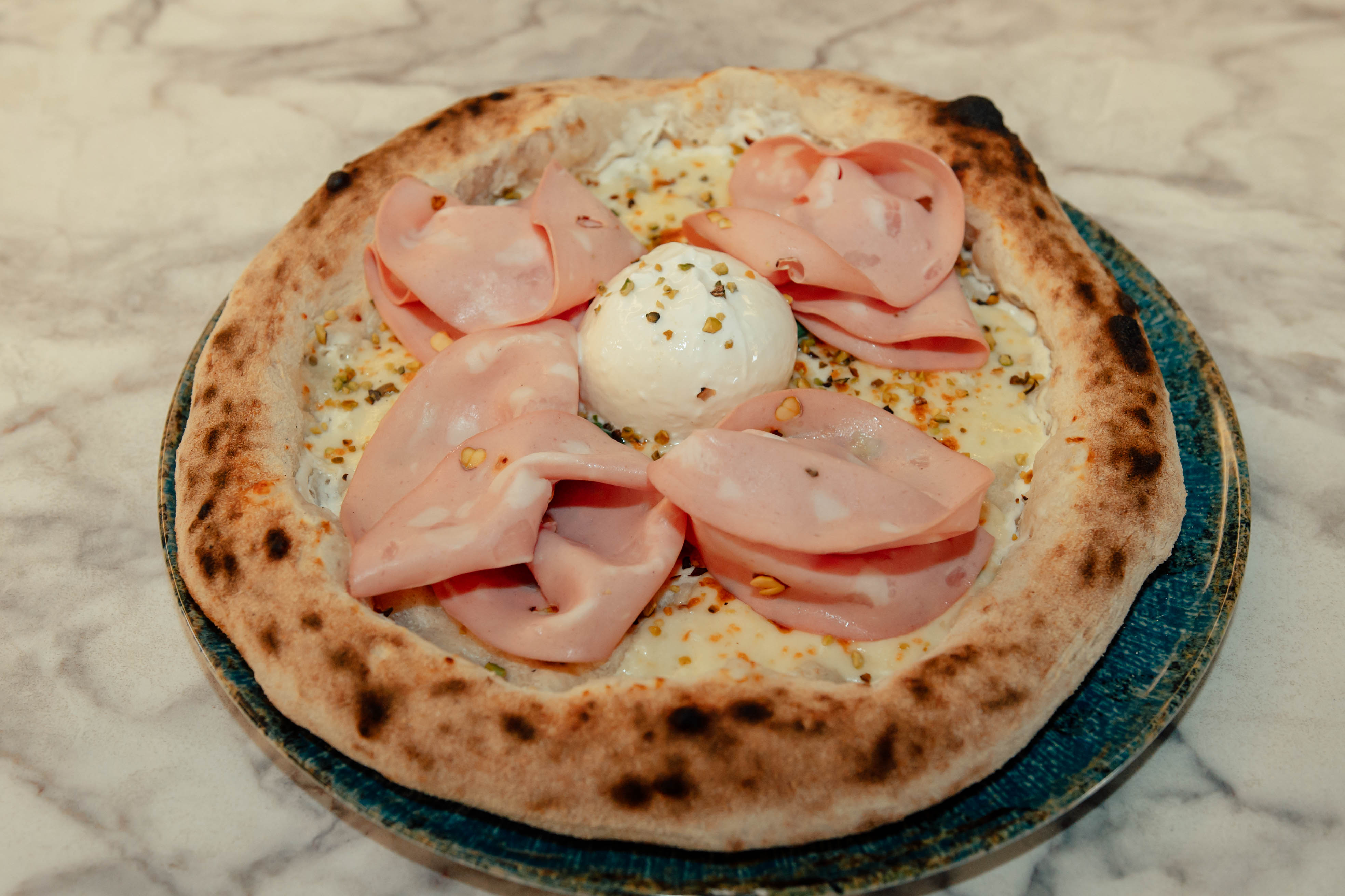 Pizza Contesa